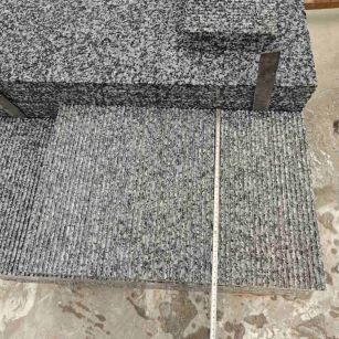 张家界芝麻黑拉丝面