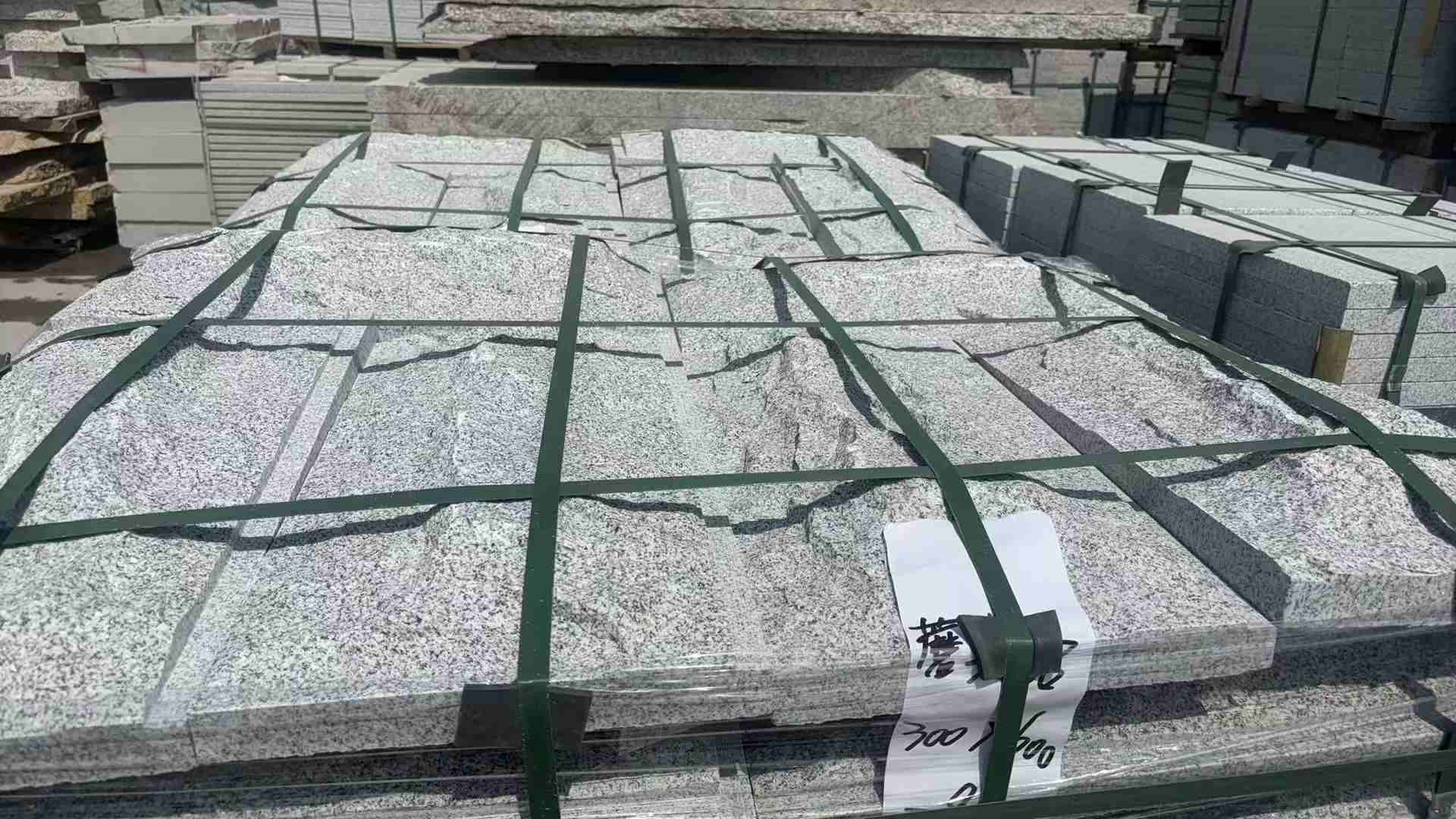 张家界蘑菇石 自然面